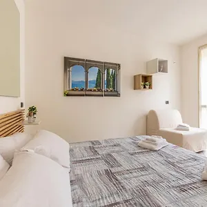 Apartament Di - In Centro A 1 Min Da E Stazione - Wifi, Lecco